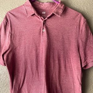 Mens H&M short sleeved polo type shirt slim fit and soft fabric.